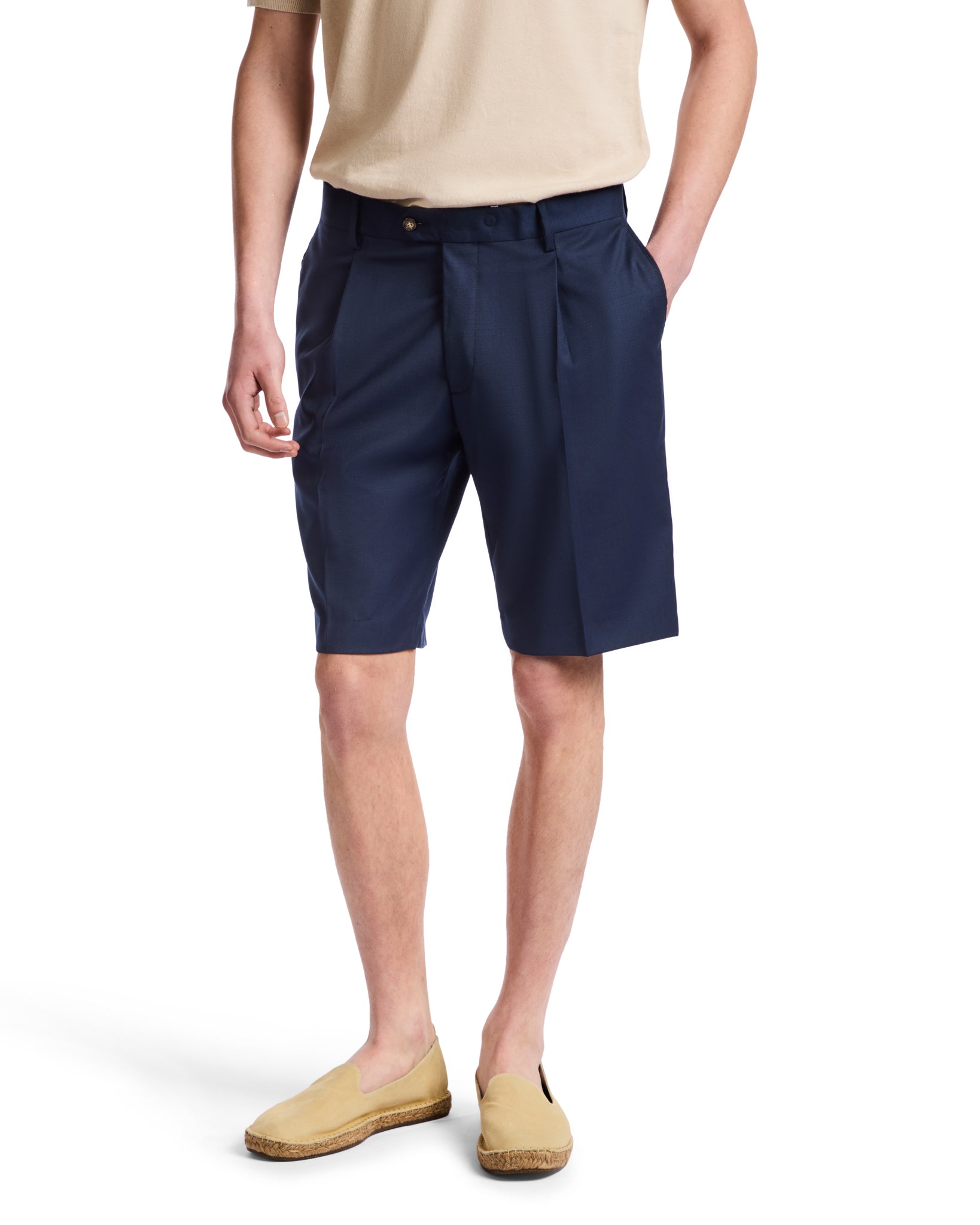 Bermuda Colton vita alta con pinces blu