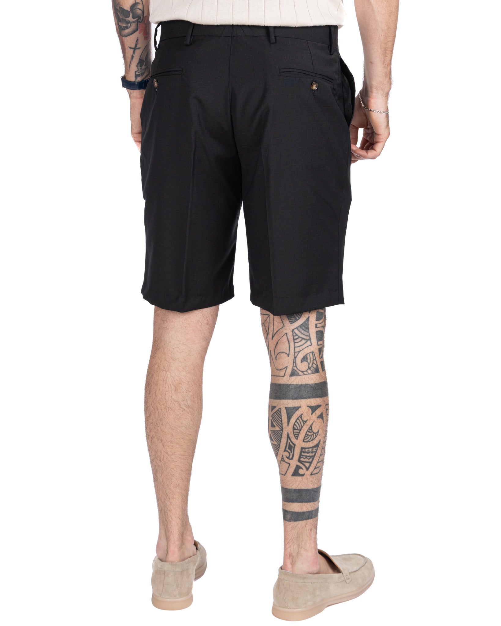 Bermuda Colton vita alta con pinces nero
