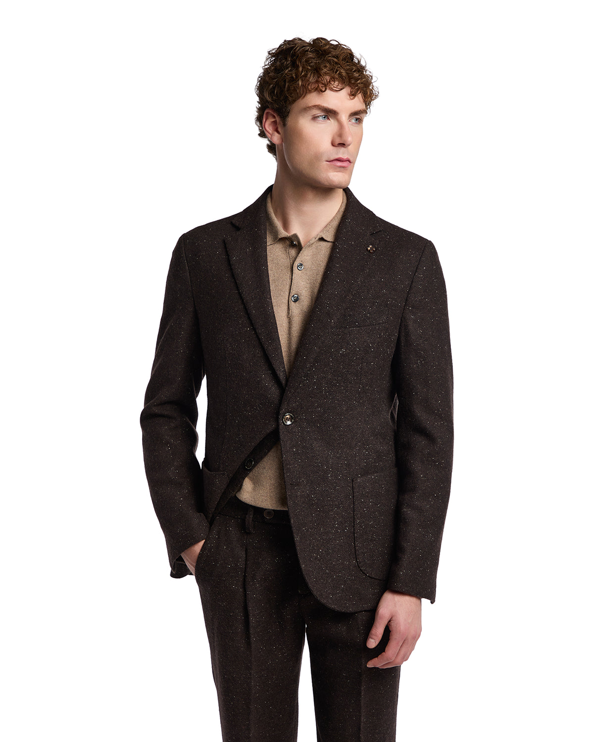 Men's dark brown speckled wool blazer styled with a beige polo shirt, perfect for smart-casual occasions.
