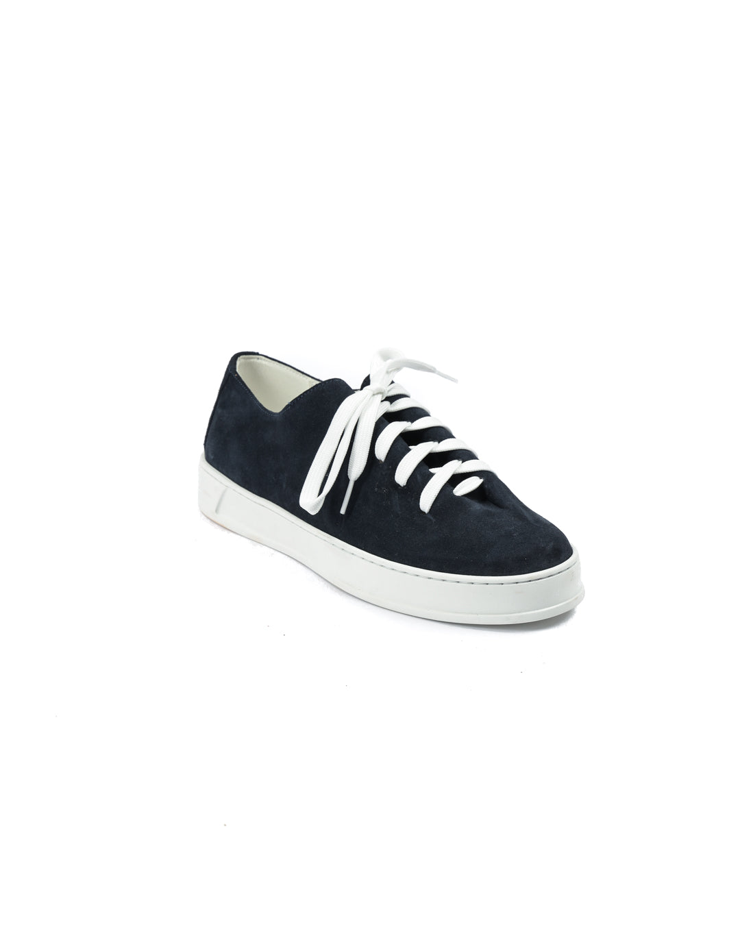 Navy suede sneakers with white laces and rubber sole for a casual, stylish look.